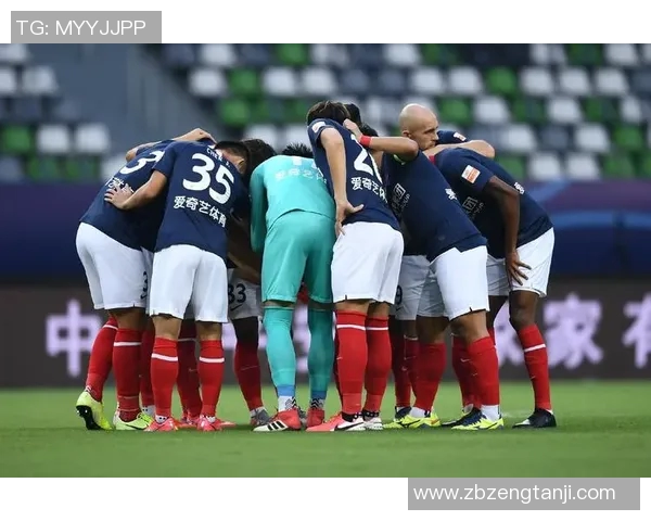 重庆斯威与上海上港历史交锋记录分析及战绩回顾