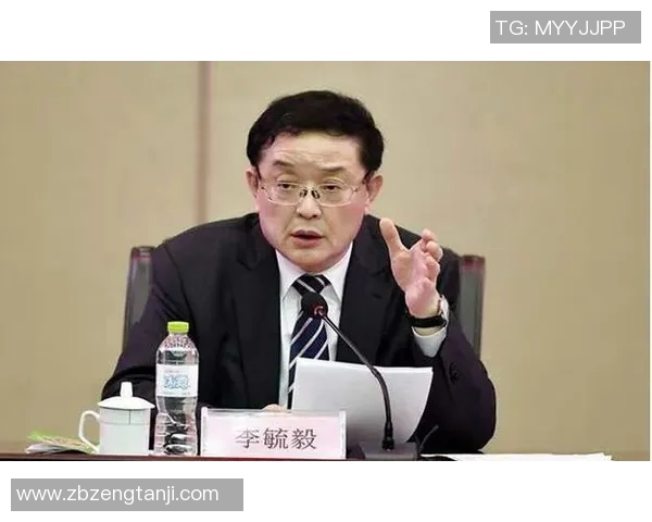 上海足球队个人能力分析与表现评估的深度研究与探讨 上海足球队个人能力分析与表现评估的深度研究与探讨